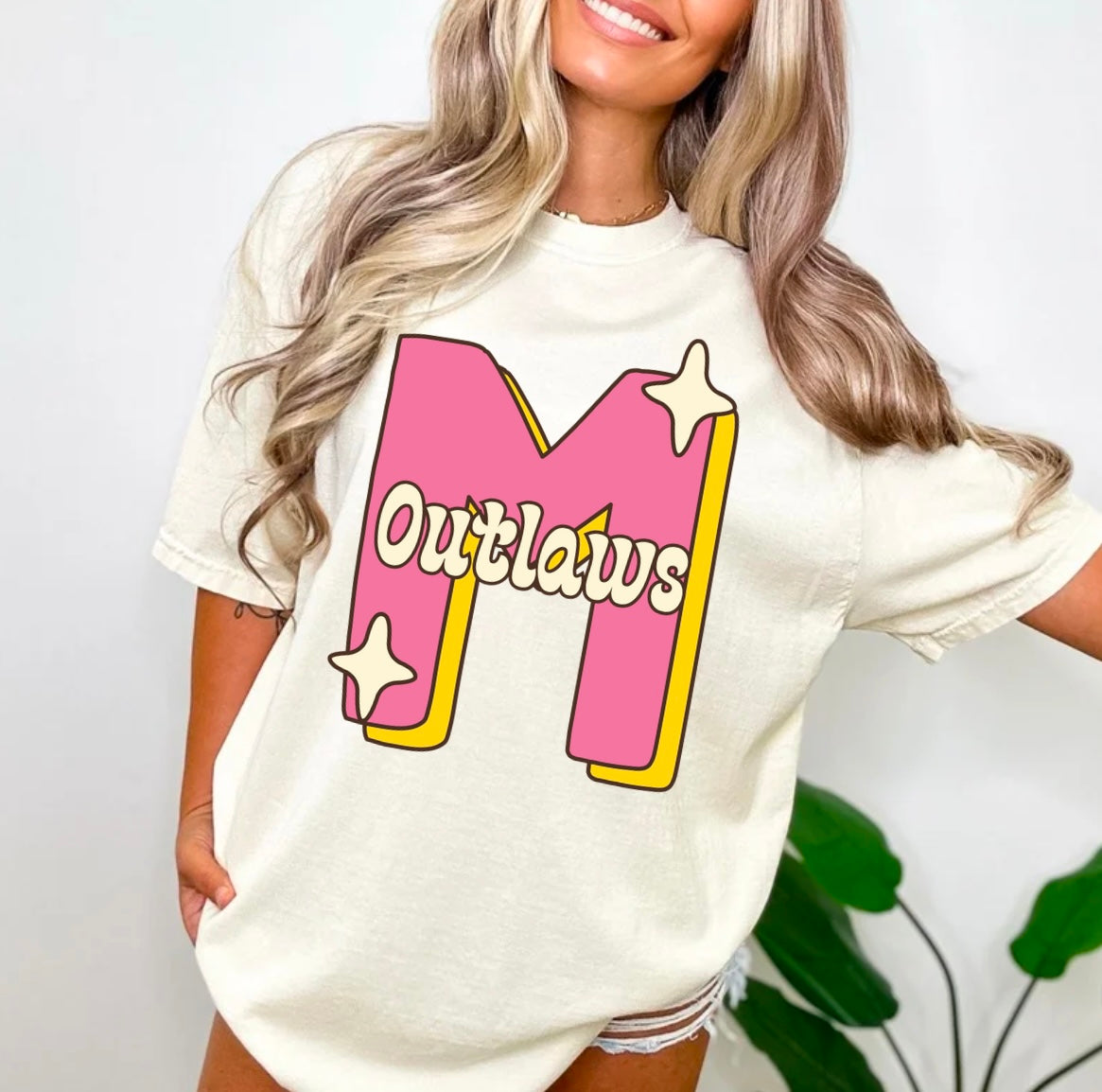 Retro pink & yellow M outlaws